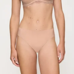 Pretty Micro Tai, neutral beige