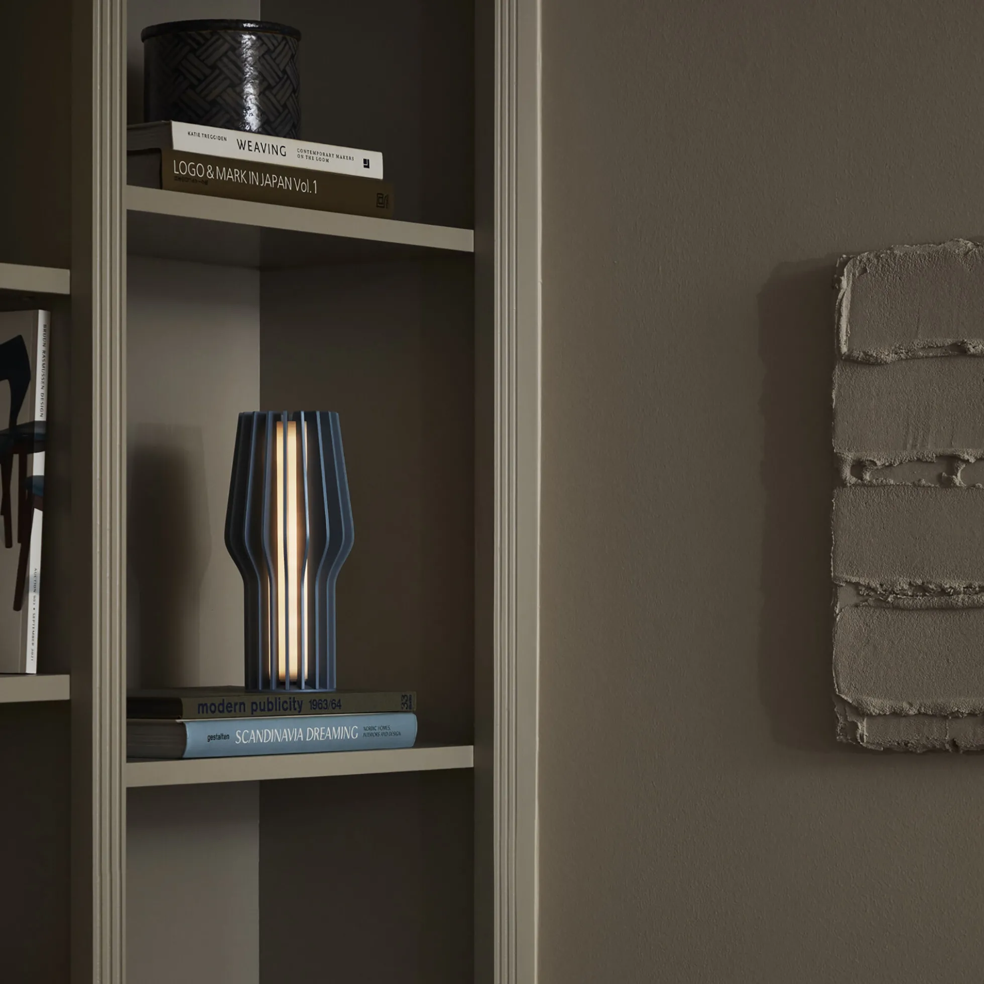 Radiant LED batterilampe, dusty blue