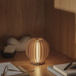 Radiant rund LED lampe, oak