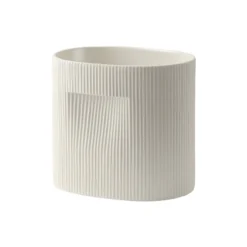 Ridge Planter, off white