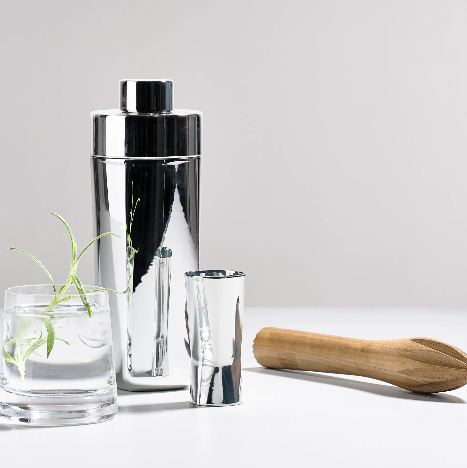 Rocks shaker
