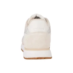 Ronja, whisper white