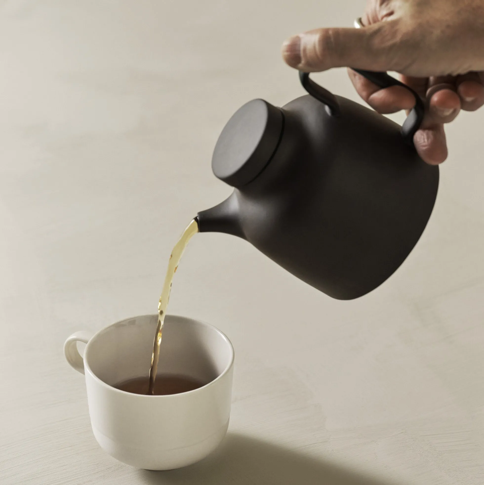 Sand Secrets Tea Pot, black clay