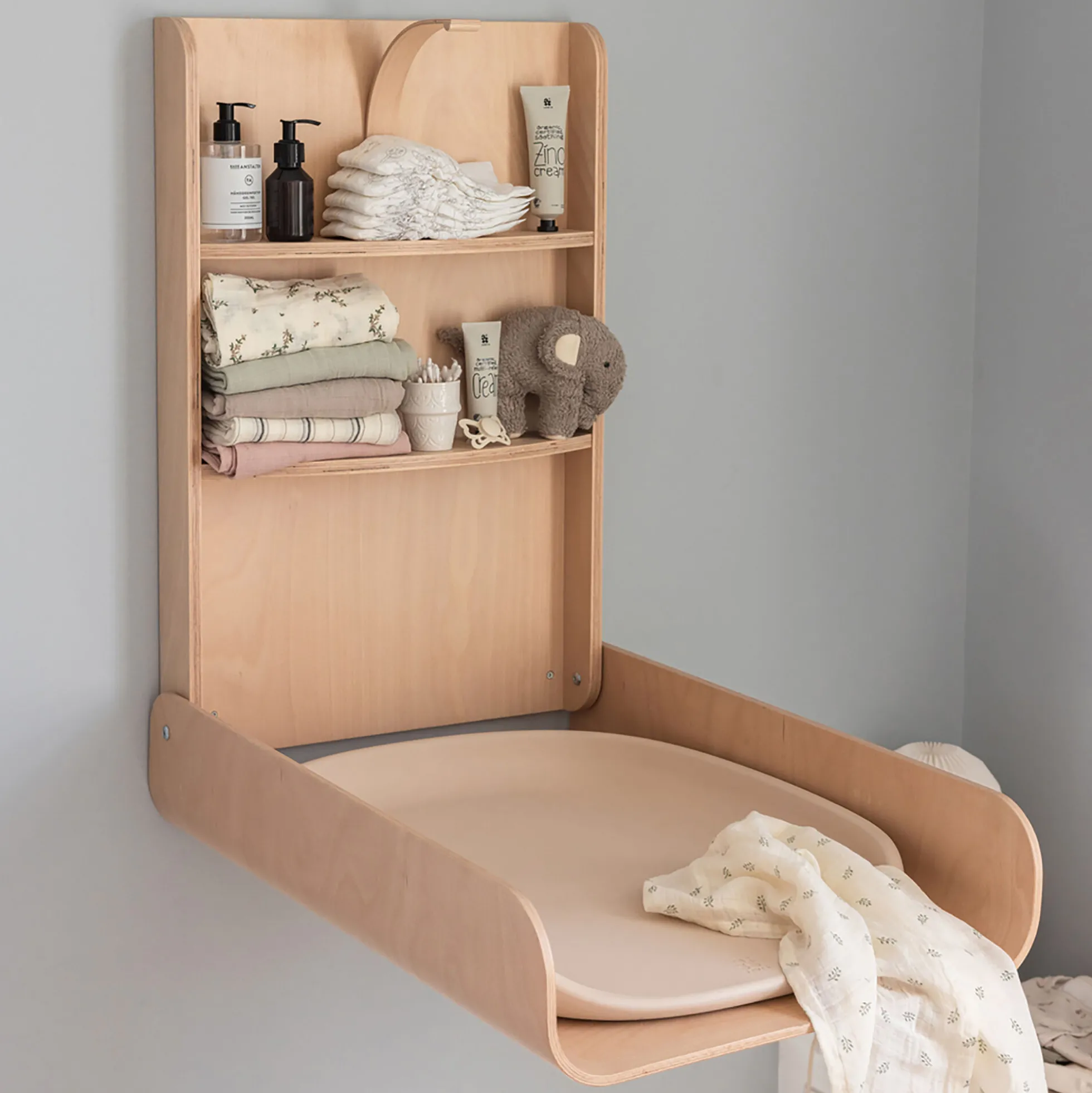 Sebra væghængt puslebord, wooden edition
