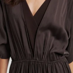 Shera Dress, chocolate torte