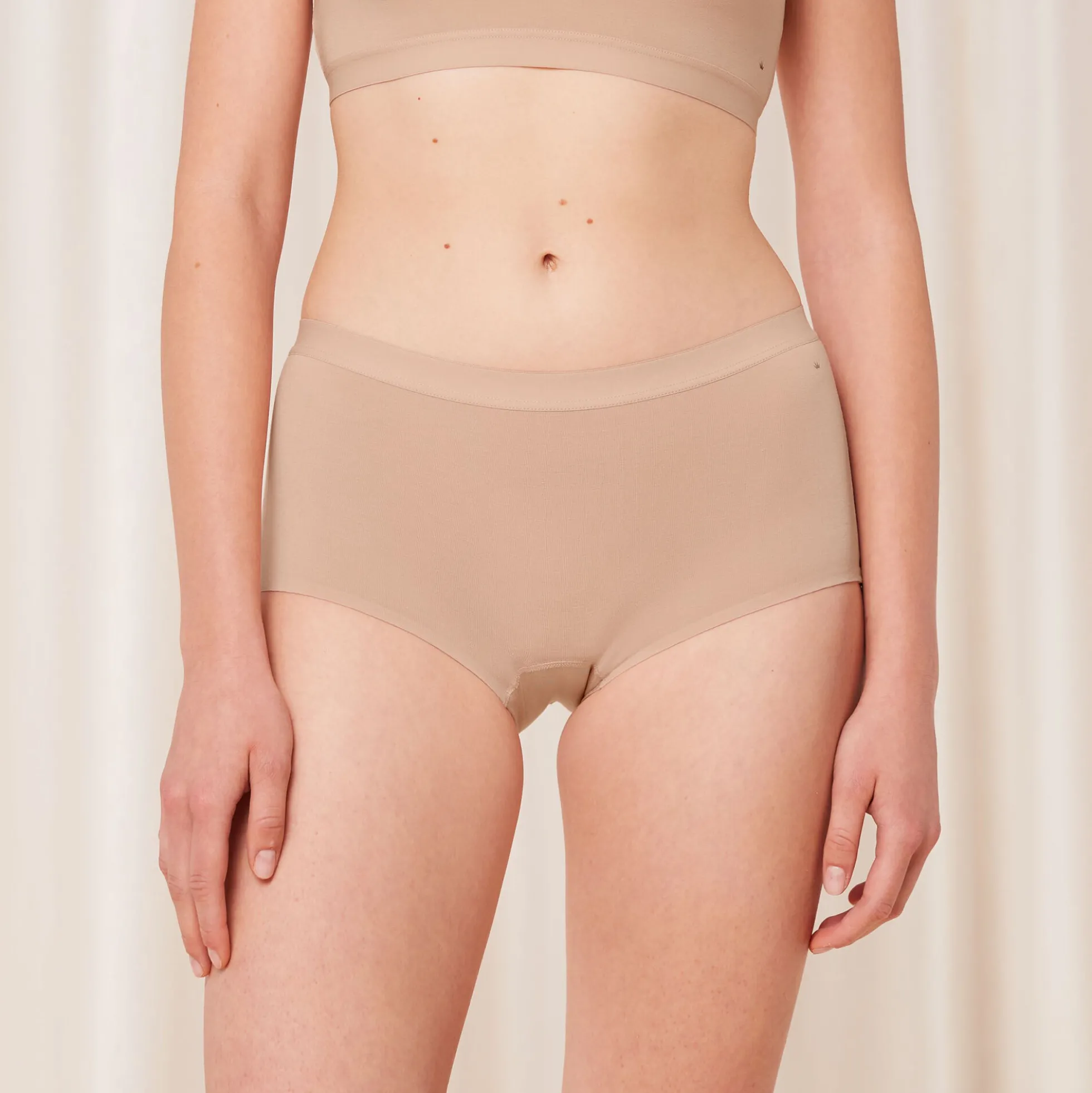 Smart Natural Boyshort, neutral beige