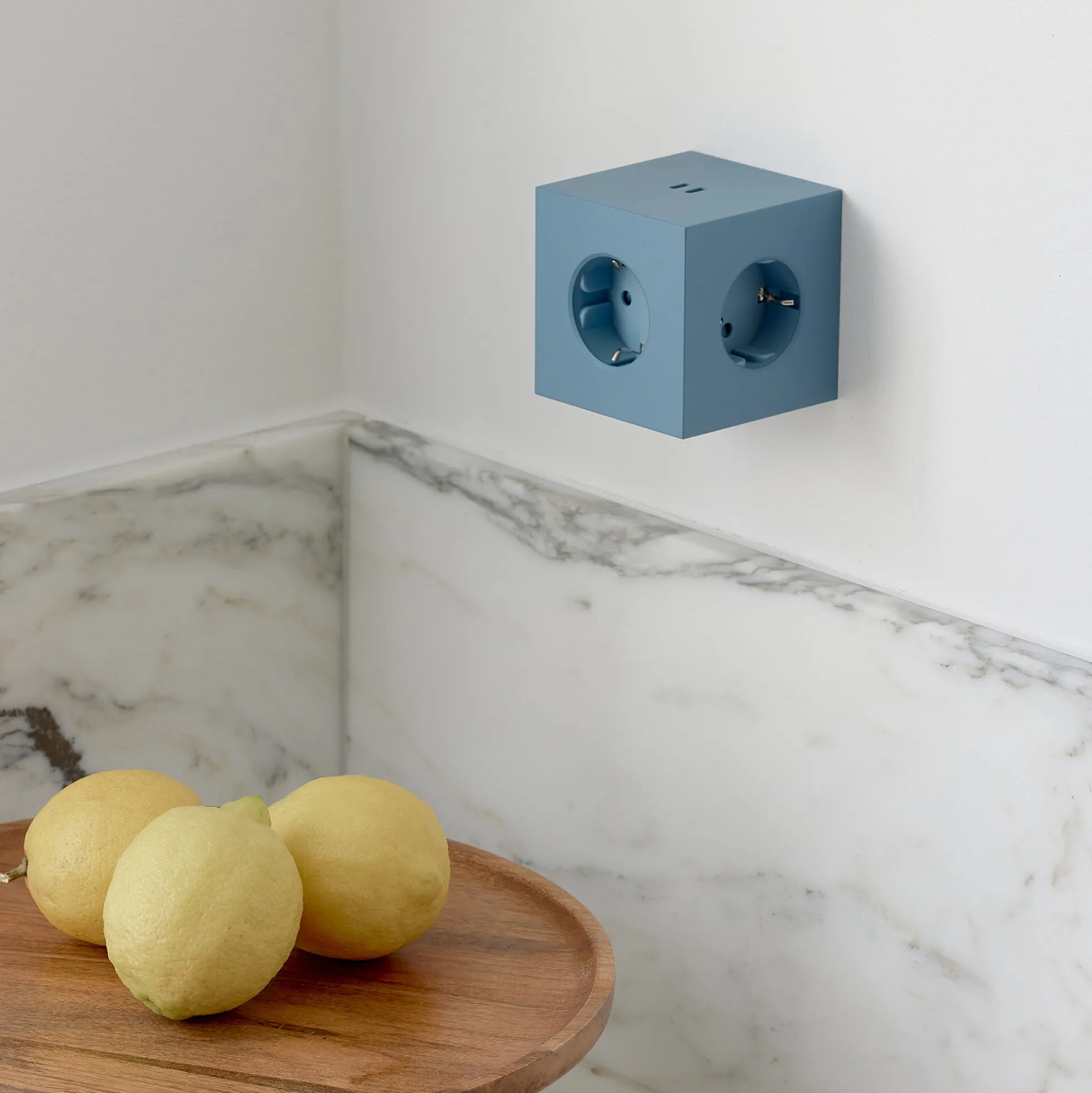Square 2 USB-C (30W), shark blue