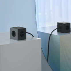 Square 1 USB-C (30W), stockholm black