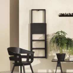 Step Ladder, black matte