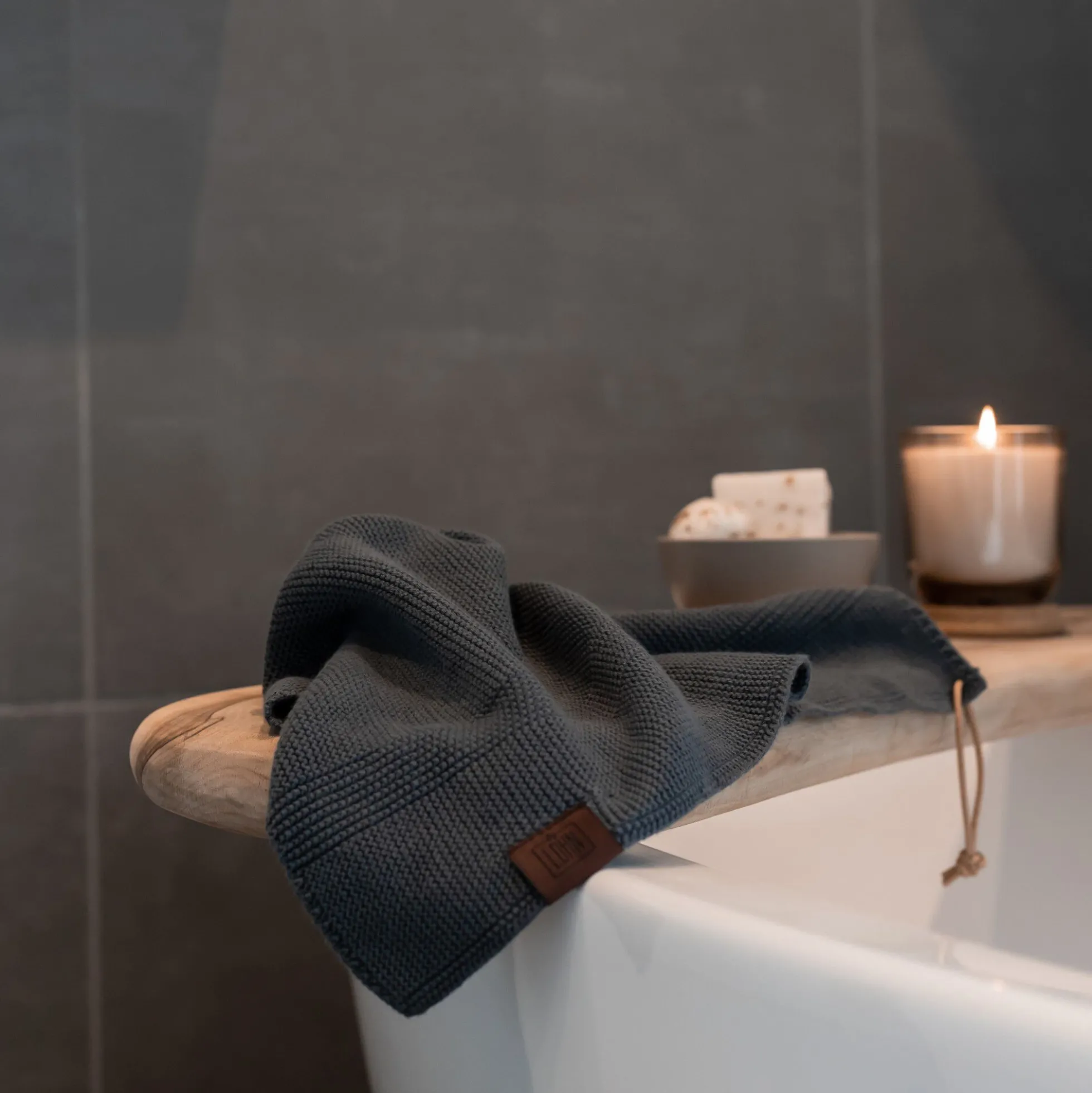 Strikket Håndklæde, dark grey