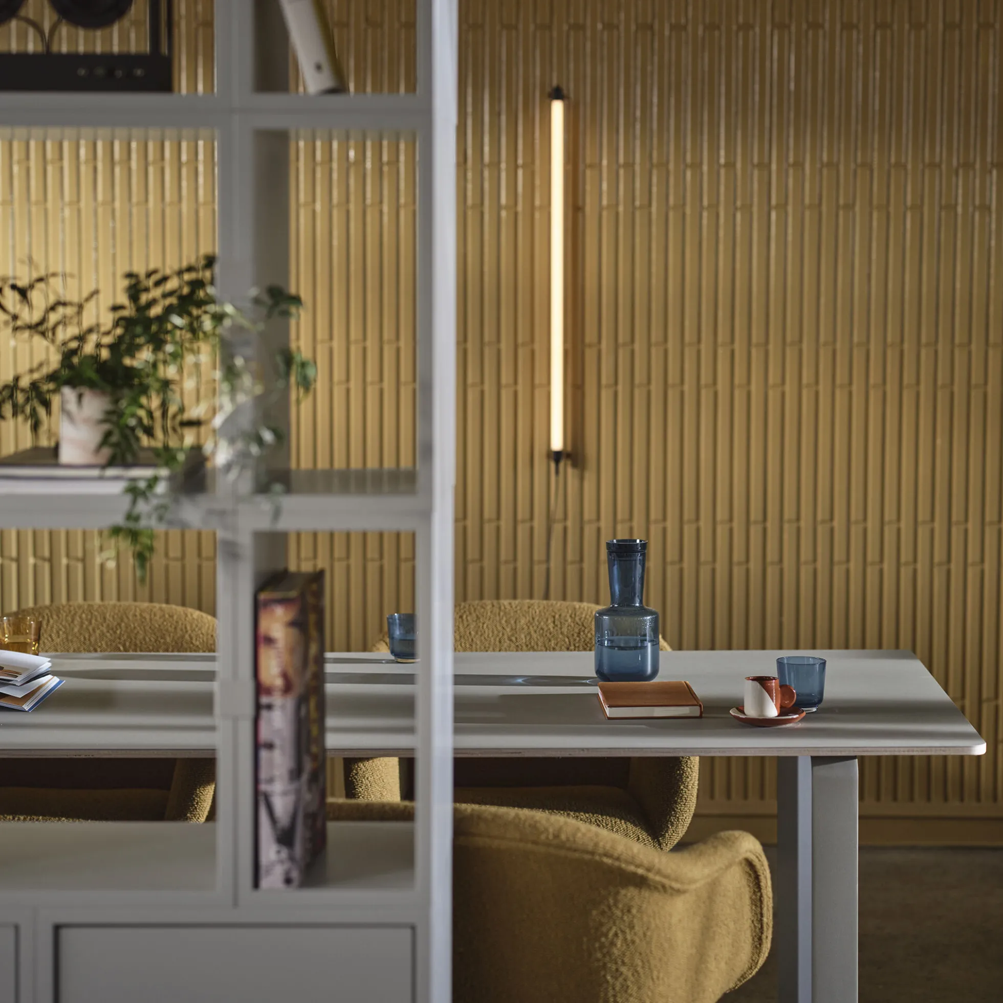 70/70 Table, grey
