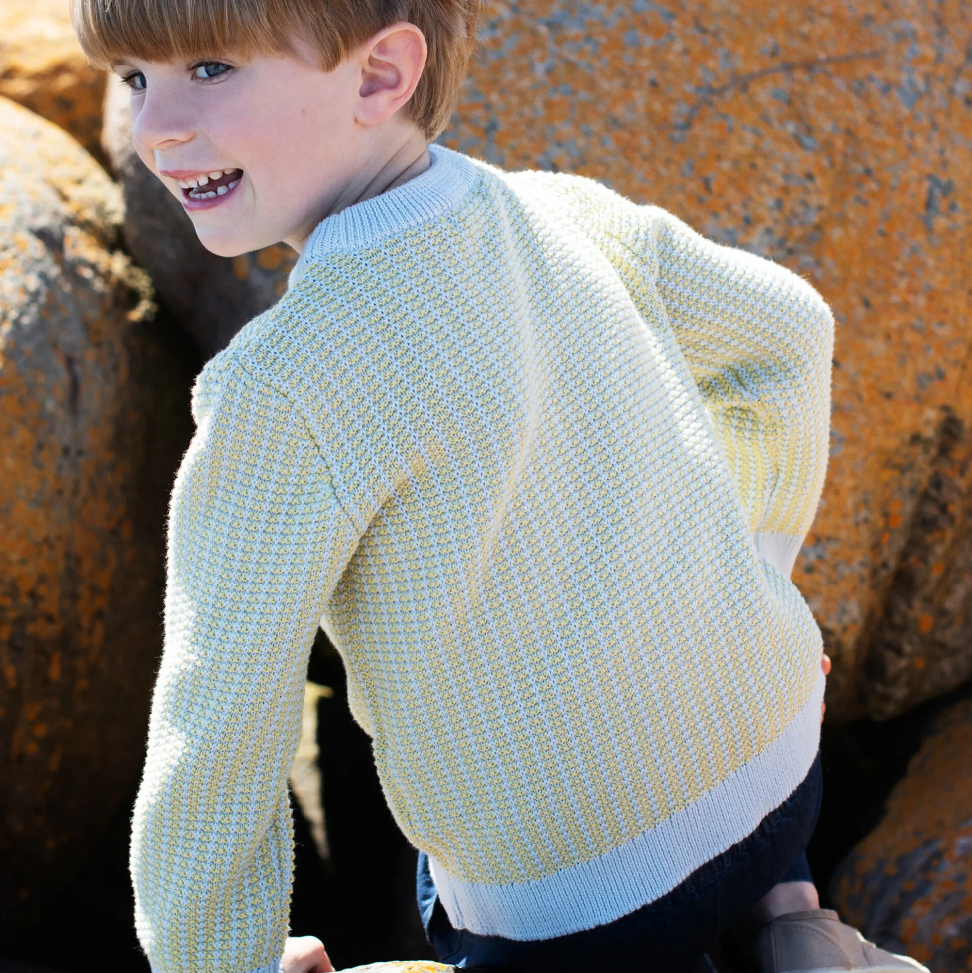 Texture Sweater, air