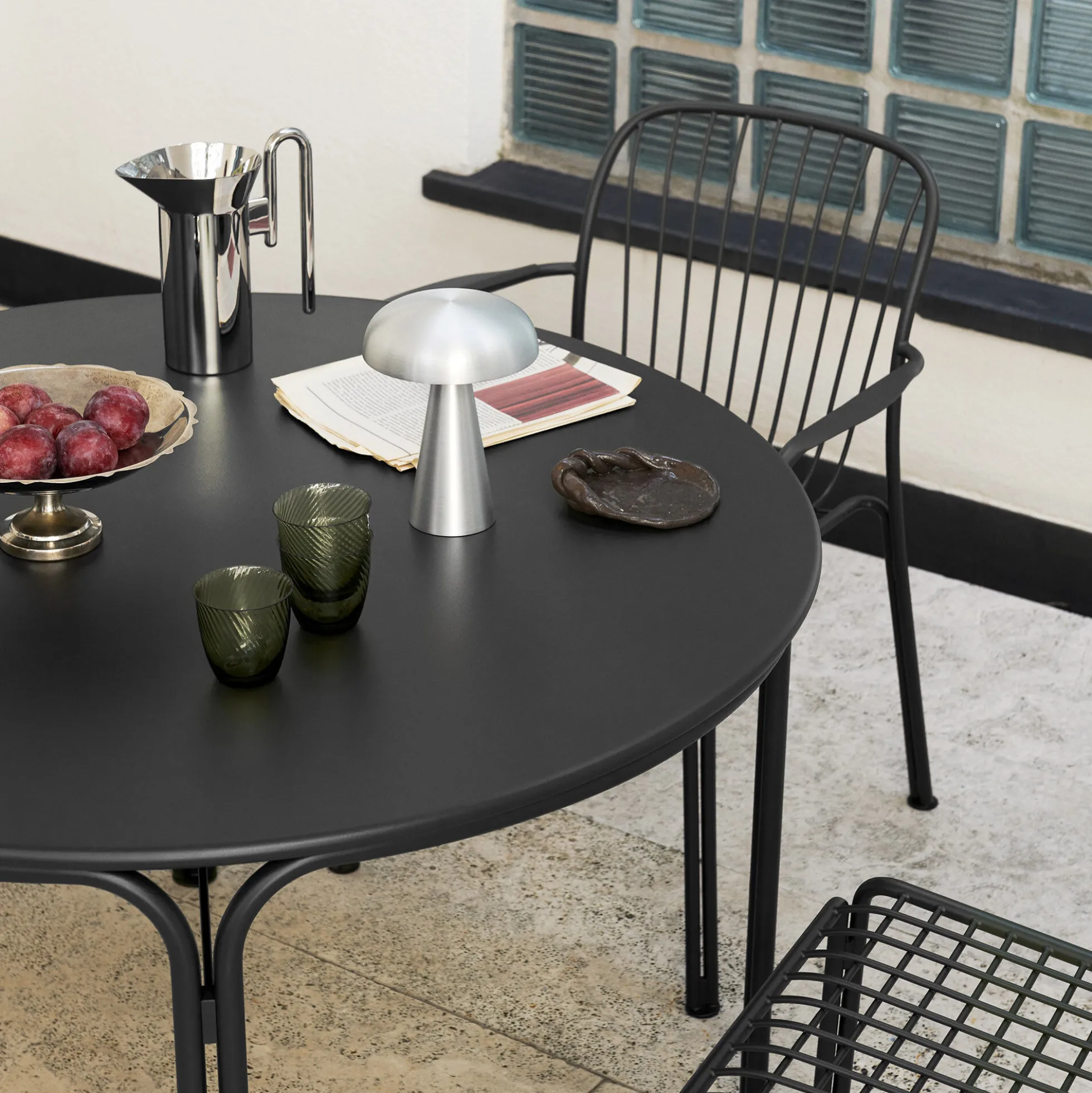 Thorvald SC95 Outdoor Armchair, warm black