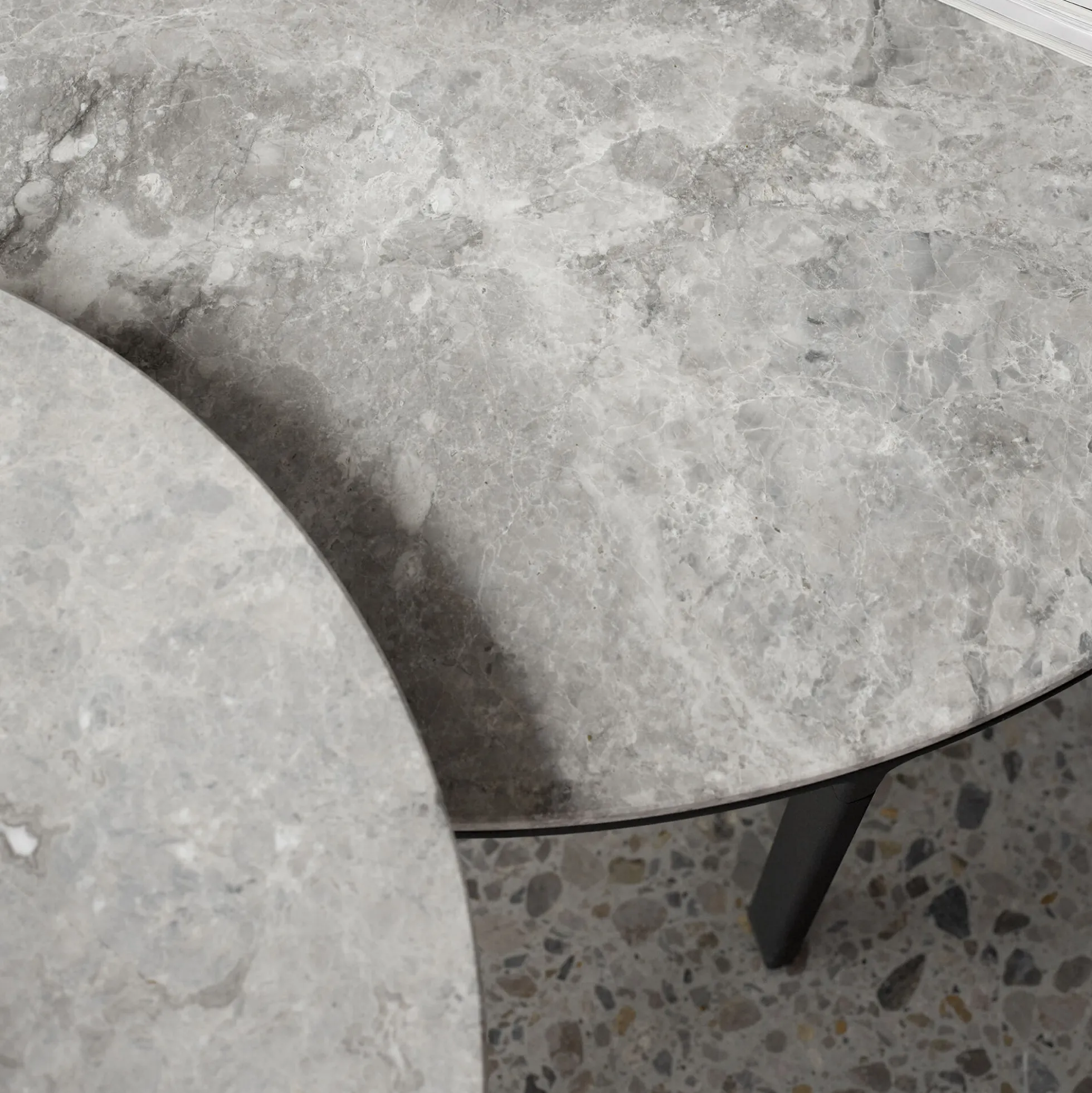 VIPP425 Coffee Table, sky grey