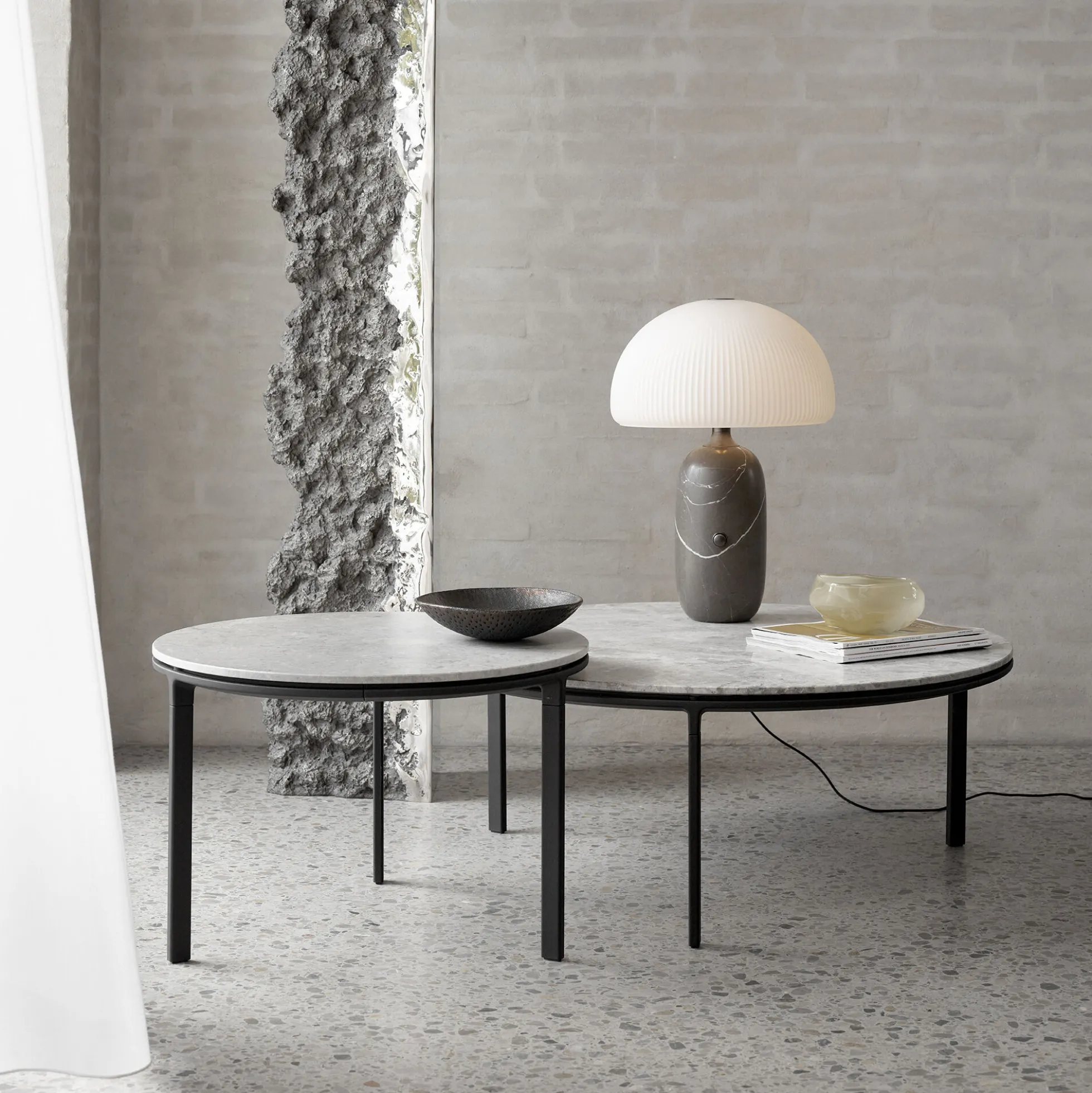 VIPP425 Coffee Table, sky grey