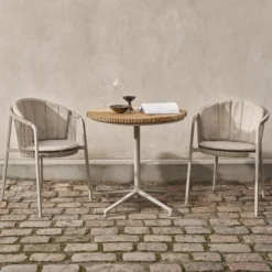 VIPP710 Lagrasse Chair, light grey