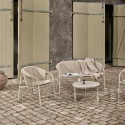 VIPP712 Lagrasse Lounge Chair, light grey