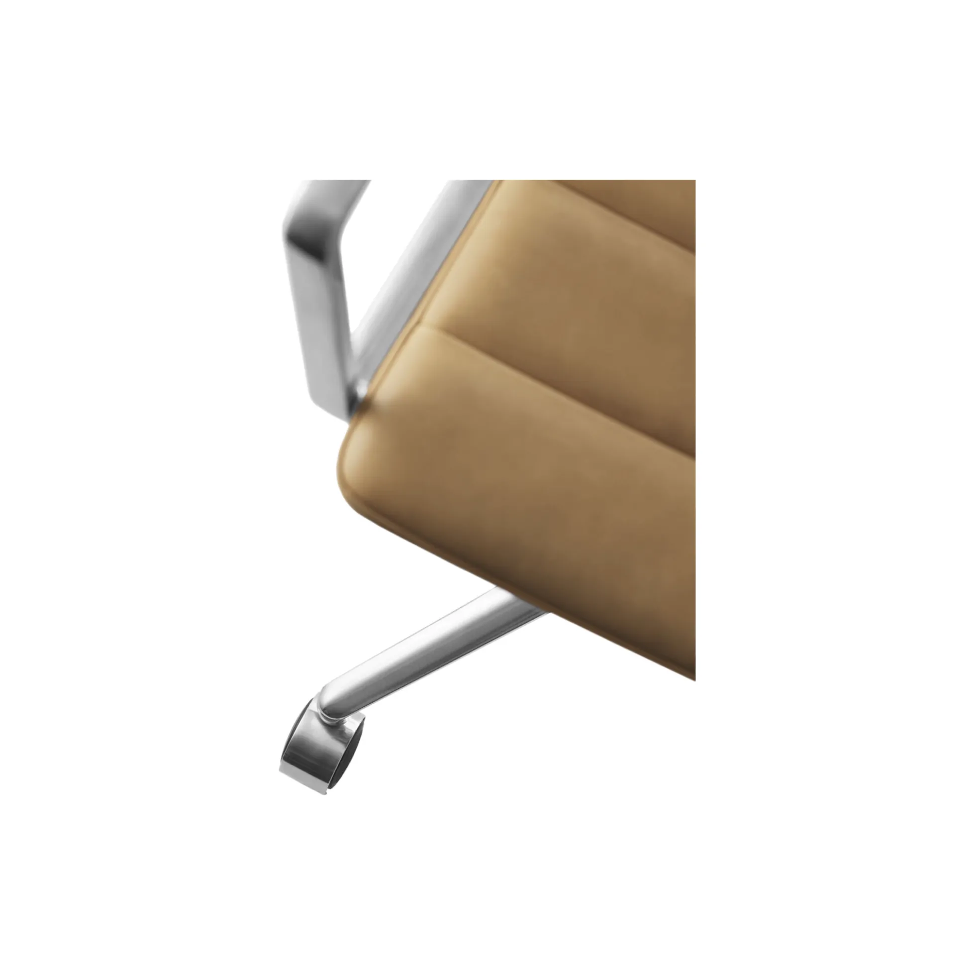 VIPP452 Swivel Chair with Castors, sand/polished aluminium