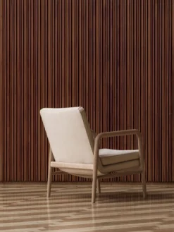 VLA76 Foyer loungestol, Sif 90/olieret eg