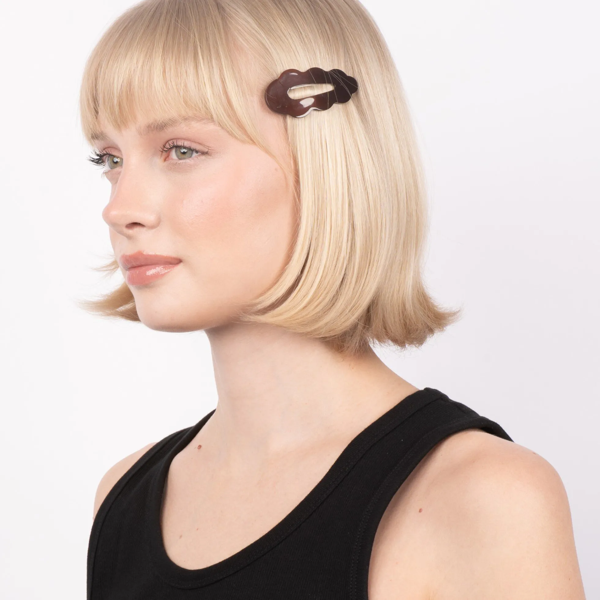 Wavy Bow Clip, brown