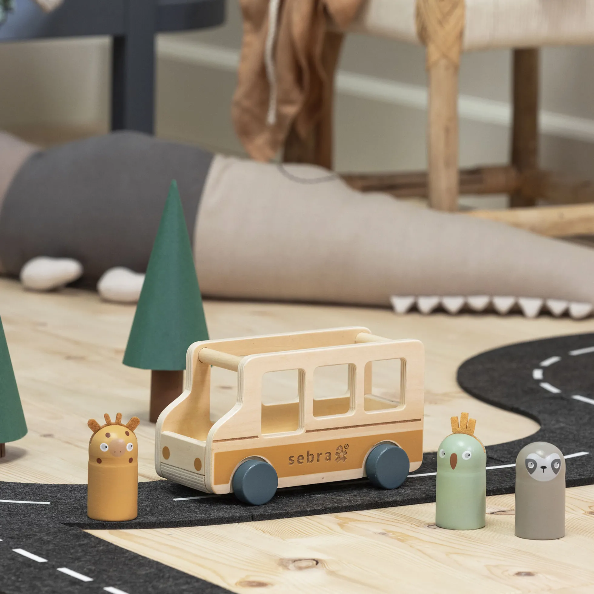Wildlife bus