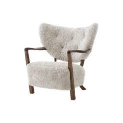 Wulff ATD2 Lounge Chair, sheepskin moonlight/oiled walnut