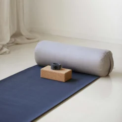 Yoga hynde, grå