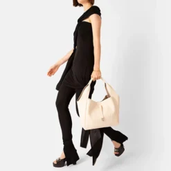 Zaira Hobo Bag M, macadamia white
